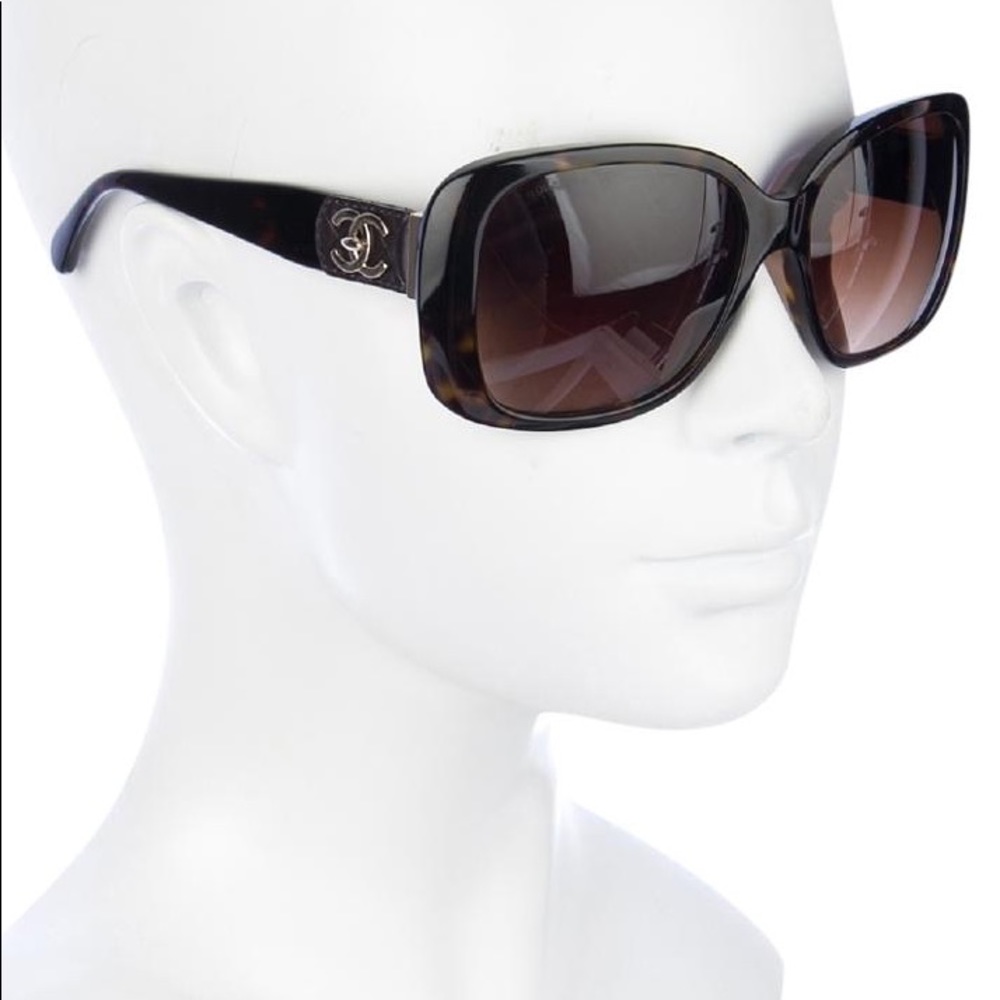 CHANEL Havana Sunglasses 🕶